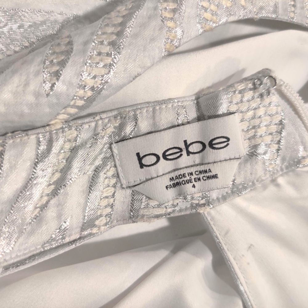Elegant "Bebe" Silver and white cocktail Dress - Picture 5 of 8